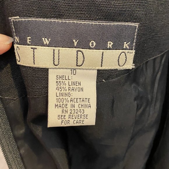 NEW YORK STUDIO -- Maxi Dress, Black Linen with Side Buttons, Sleeveless, Lined - Picture 15 of 16